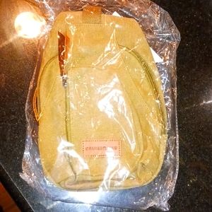 Crossbody fanny pack